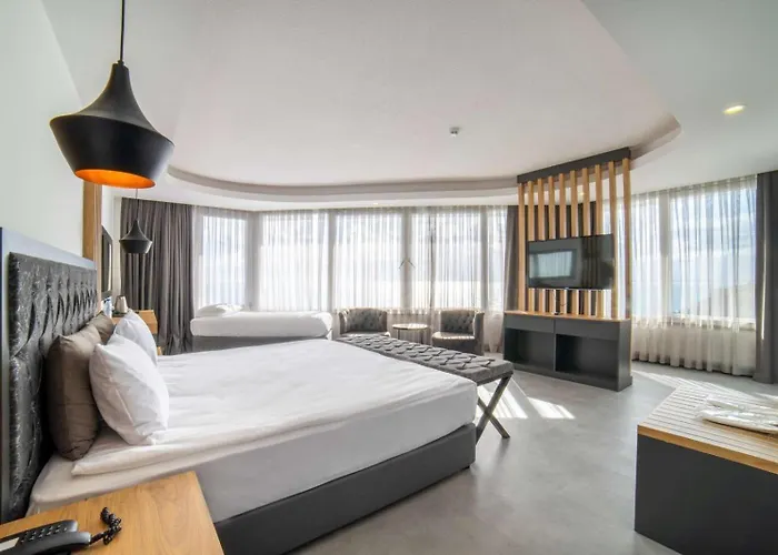 Avsar Boutique 3*
