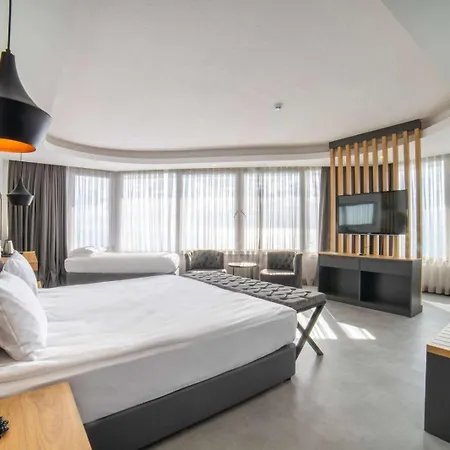 Avşar Hotel 3*