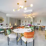 Avsar Hotel 3*